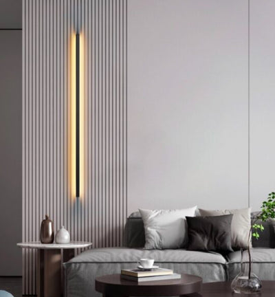 RECTA Sleek Slim Wall Lamp